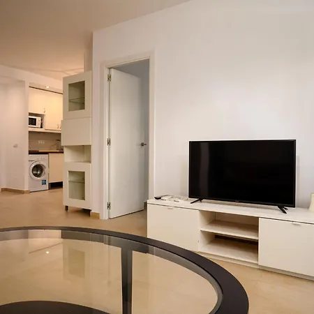 Beachside Groundfloor Apartment- Elviria 101- Roma By Interhome *